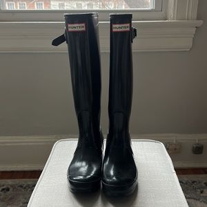 LIKE NEW Tall Black Hunter Boots women’s size 8